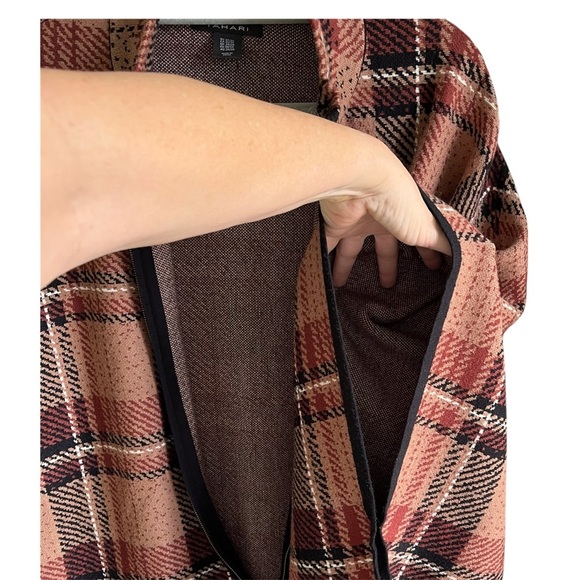 Tahari Plaid Knit Zip-Up Poncho Cape Fringe Brown Black Women’s 2X 3X Plus Size - Picture 9 of 11